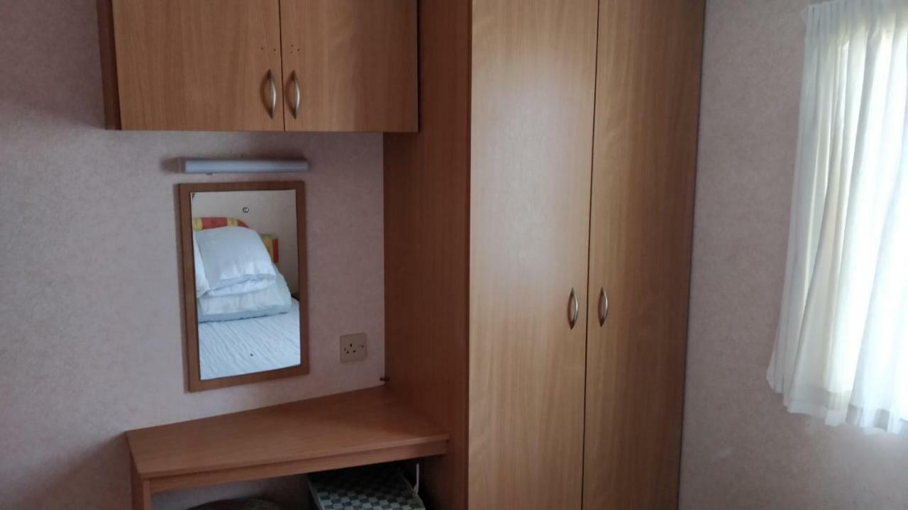 8 Berth Sealands Hotel Ingoldmells Ngoại thất bức ảnh